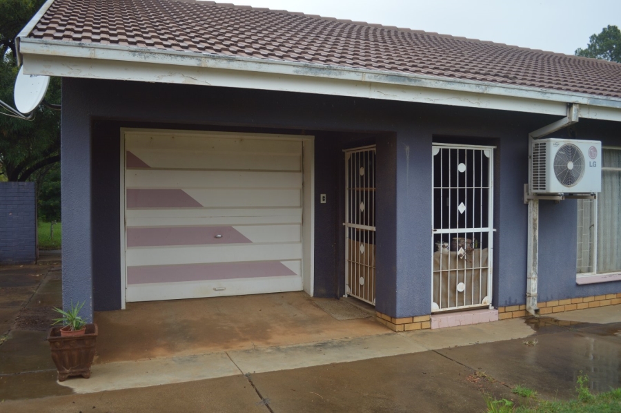 3 Bedroom Property for Sale in Meiringspark North West